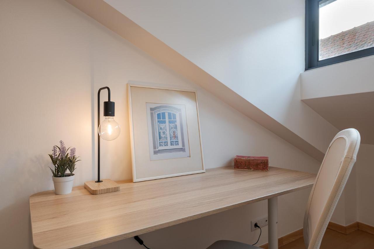 Central Gem IV - Lisbon Trendy Santos District With Dedicated Workspace Exterior foto